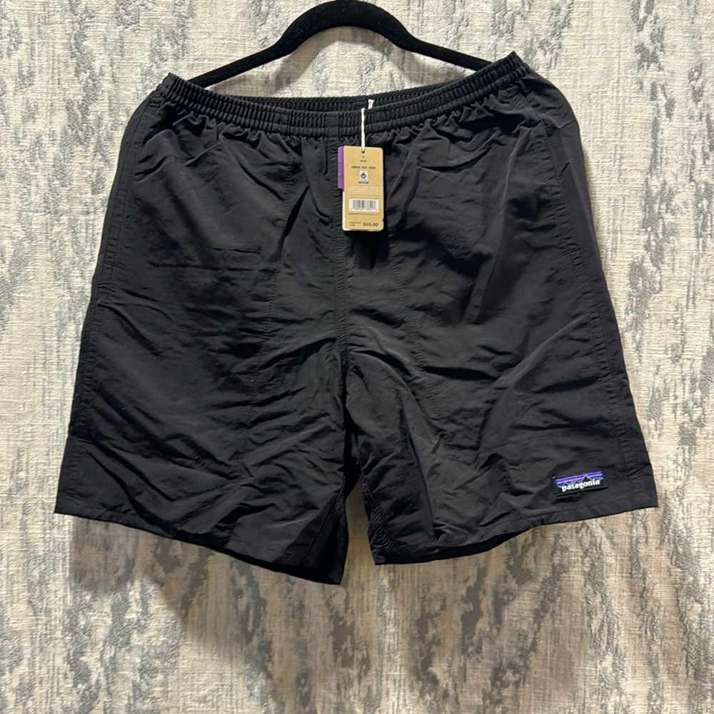 Patagonia Baggies Black size small new with tags